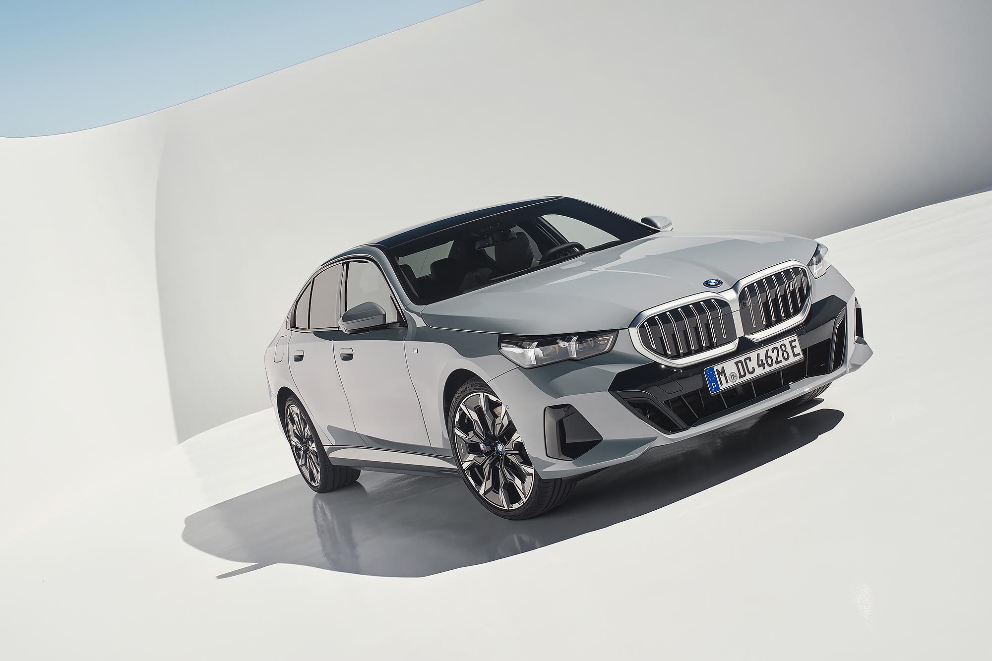 All new 2024 BMW G60 5 Series in detail